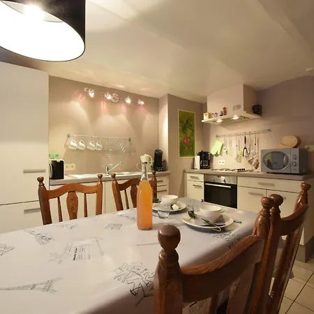 Holiday home Magnificent In With Barbecue Libin